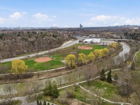 Photo 38 at 313 - 121 Woodbridge Avenue, West Woodbridge, Vaughan