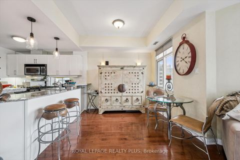 Photo 8 at 620 - 550 Front Street W, Waterfront Communities C1, Toronto