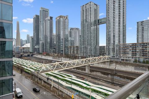 Photo 26 at 620 - 550 Front Street W, Waterfront Communities C1, Toronto