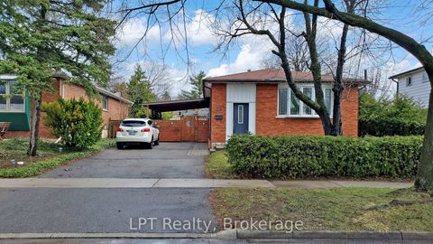 Photo 0 at 23 Gorsey Square, Malvern, Toronto