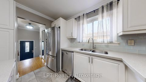 Photo 1 at 23 Gorsey Square, Malvern, Toronto