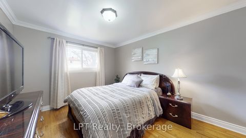 Photo 8 at 23 Gorsey Square, Malvern, Toronto