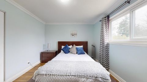 Photo 13 at 23 Gorsey Square, Malvern, Toronto