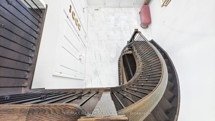 Photo 6 at 15 Rolling Rock Way, Bram West, Brampton