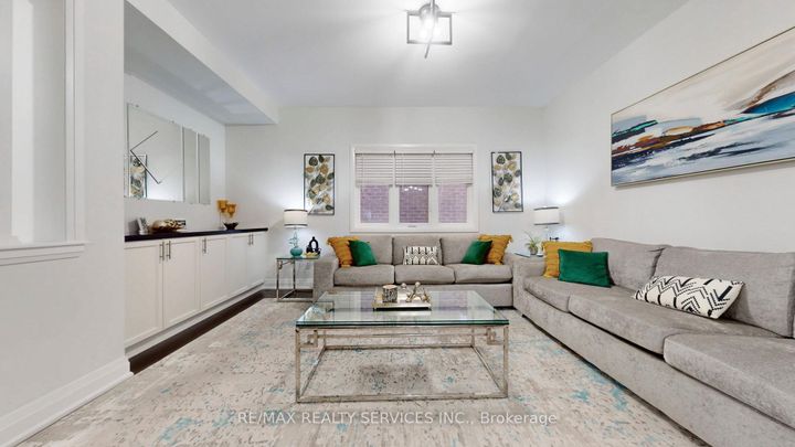 Photo 8 at 15 Rolling Rock Way, Bram West, Brampton