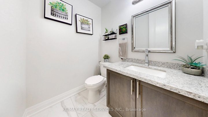 Photo 19 at 15 Rolling Rock Way, Bram West, Brampton