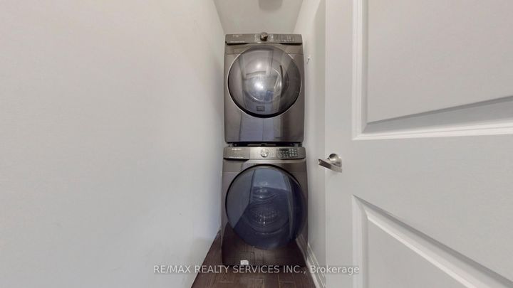 Photo 30 at 15 Rolling Rock Way, Bram West, Brampton