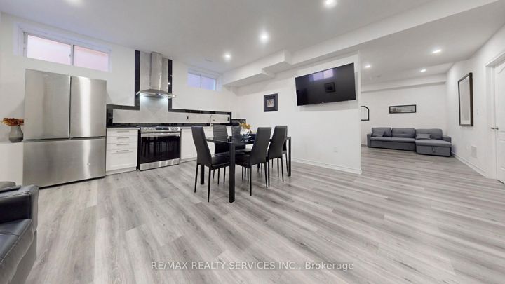 Photo 34 at 15 Rolling Rock Way, Bram West, Brampton