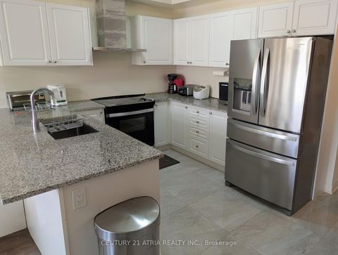 Photo 4 at 8 McAlister Avenue, Rural Richmond Hill, Richmond Hill