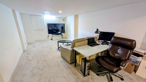 Photo 22 at 8 McAlister Avenue, Rural Richmond Hill, Richmond Hill