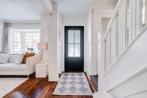 Photo 3 at 81 Wanless Crescent, Lawrence Park North, Toronto