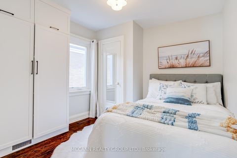 Photo 22 at 81 Wanless Crescent, Lawrence Park North, Toronto