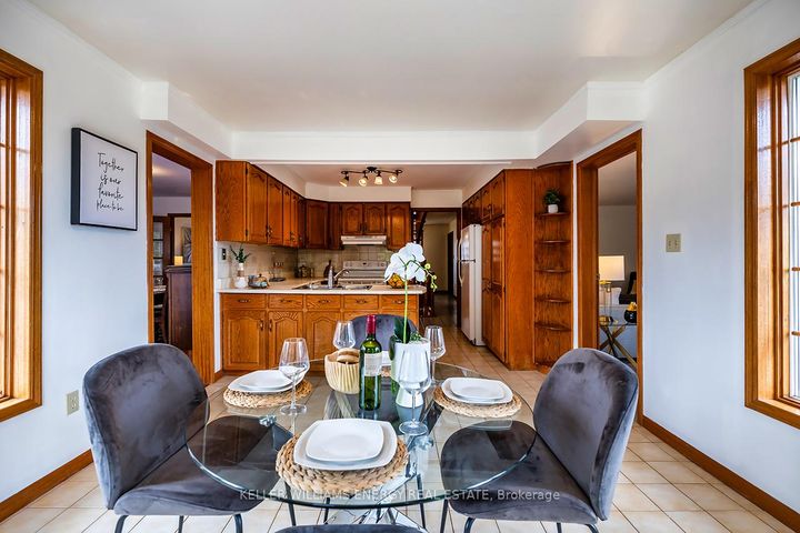 Photo 13 at 565 Prestwick Drive, McLaughlin, Oshawa