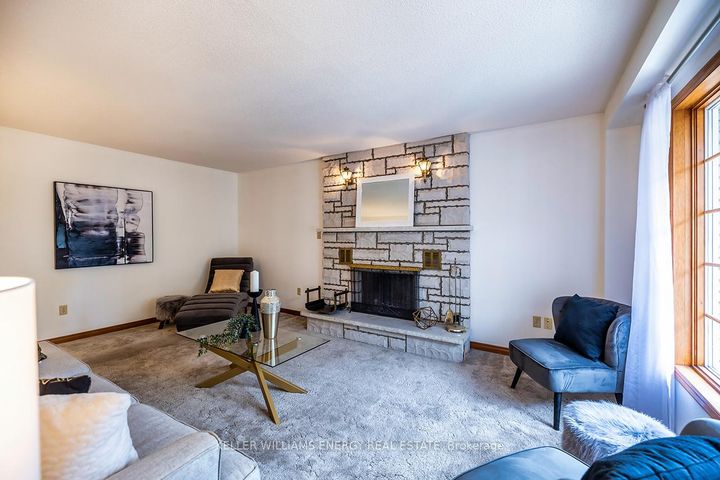 Photo 17 at 565 Prestwick Drive, McLaughlin, Oshawa