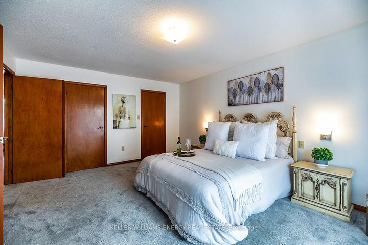 Photo 24 at 565 Prestwick Drive, McLaughlin, Oshawa