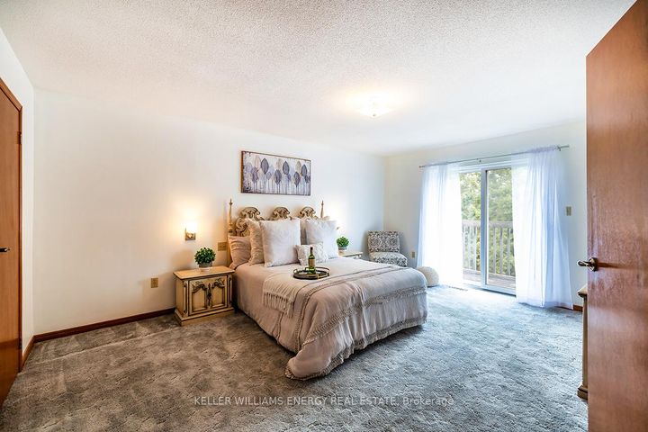 Photo 25 at 565 Prestwick Drive, McLaughlin, Oshawa