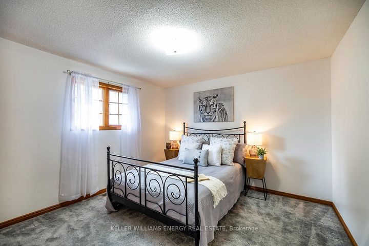 Photo 31 at 565 Prestwick Drive, McLaughlin, Oshawa