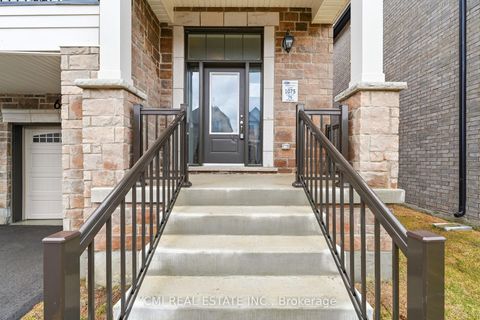Photo 5 at 656 Newlove Street, Rural Innisfil, Innisfil