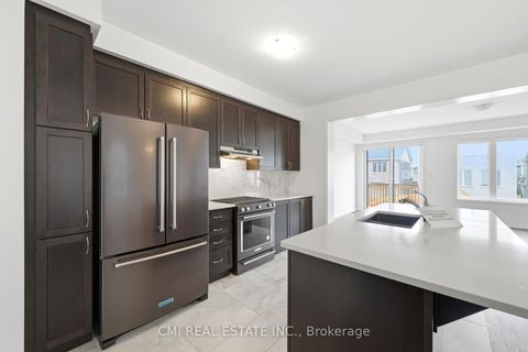 Photo 13 at 656 Newlove Street, Rural Innisfil, Innisfil