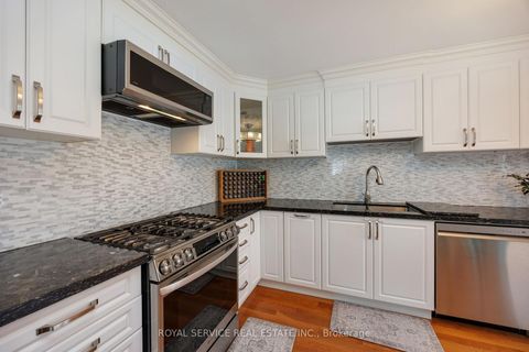 Photo 11 at 41 Apple Blossom Boulevard, Bowmanville, Clarington