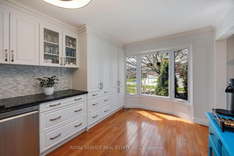 Photo 12 at 41 Apple Blossom Boulevard, Bowmanville, Clarington