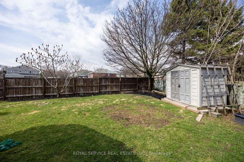 Photo 46 at 41 Apple Blossom Boulevard, Bowmanville, Clarington