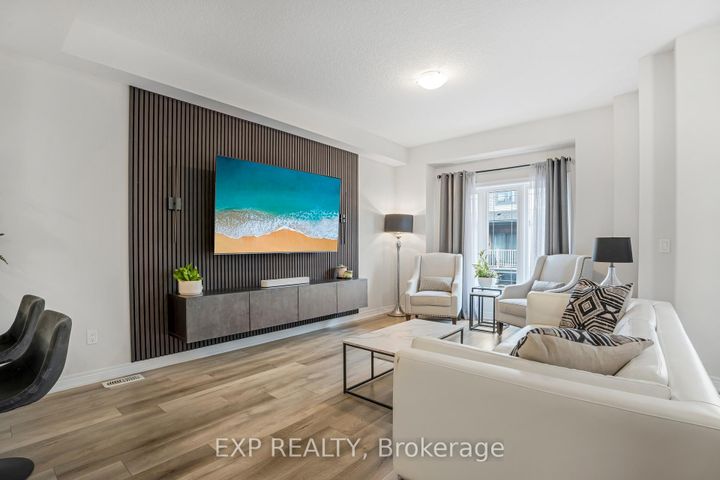 Photo 5 at 27 Rachel Drive, Winona Park, Hamilton