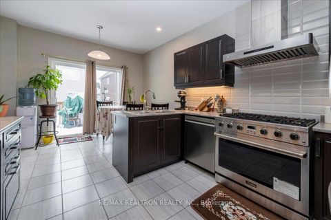 Photo 10 at 207 Cubitt Street, Stayner, Clearview