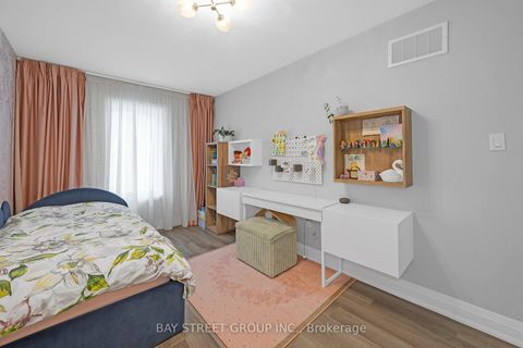 Photo 33 at 22 - 1 Stonehart Lane, East Bayfield, Barrie