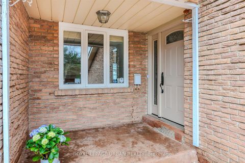 Photo 2 at 347 Braymore Boulevard, Rouge E11, Toronto