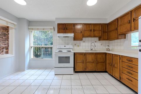 Photo 6 at 347 Braymore Boulevard, Rouge E11, Toronto