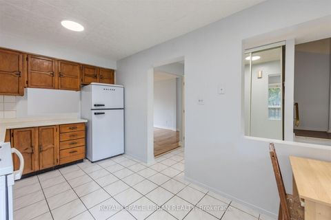 Photo 9 at 347 Braymore Boulevard, Rouge E11, Toronto