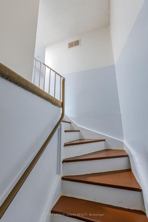 Photo 19 at 347 Braymore Boulevard, Rouge E11, Toronto