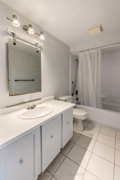 Photo 35 at 347 Braymore Boulevard, Rouge E11, Toronto