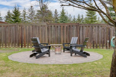 Photo 41 at 22 Sunset Place, Holly, Barrie