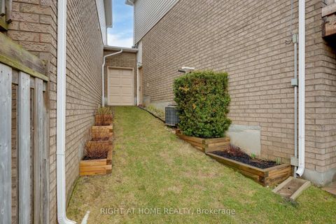 Photo 46 at 22 Sunset Place, Holly, Barrie