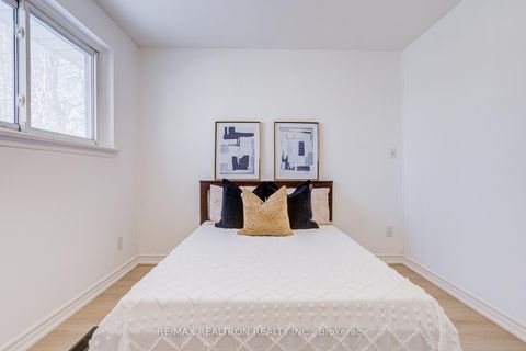 Photo 19 at 99 Heaslip Terrace, Sullivan, Toronto