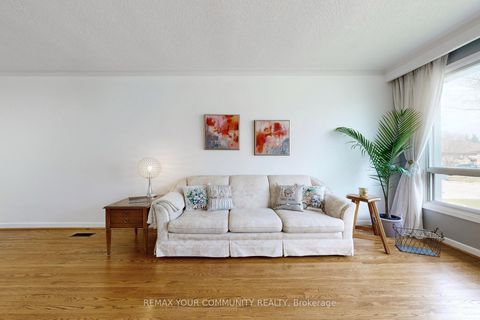 Photo 9 at 29 Pinemore Crescent, Donalda, Toronto