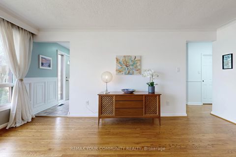 Photo 13 at 29 Pinemore Crescent, Donalda, Toronto