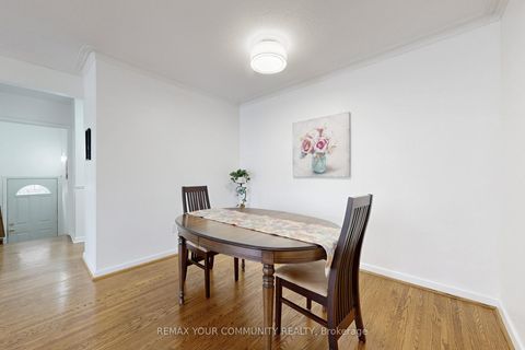 Photo 14 at 29 Pinemore Crescent, Donalda, Toronto