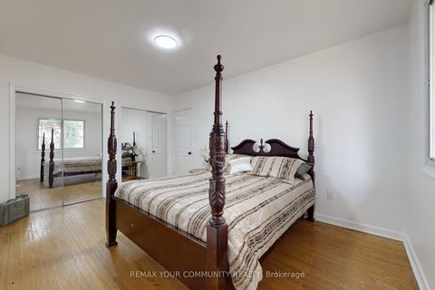 Photo 21 at 29 Pinemore Crescent, Donalda, Toronto
