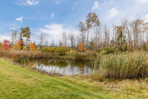 Photo 2 at 303 - 40 Ferndale Drive S, Ardagh, Barrie