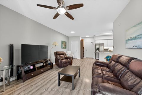 Photo 10 at 303 - 40 Ferndale Drive S, Ardagh, Barrie