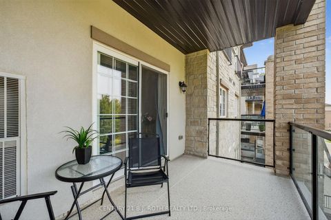 Photo 11 at 303 - 40 Ferndale Drive S, Ardagh, Barrie