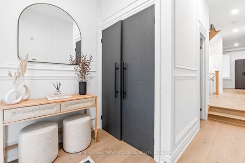 Photo 2 at 37 Globemaster Lane, Oak Ridges, Richmond Hill