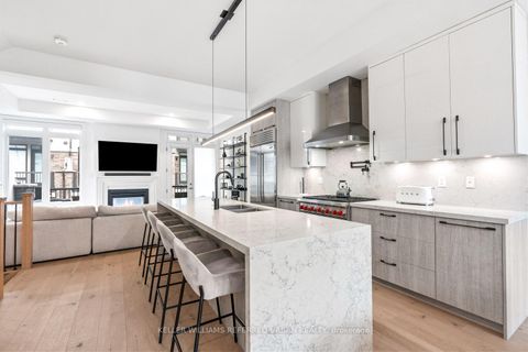 Photo 5 at 37 Globemaster Lane, Oak Ridges, Richmond Hill