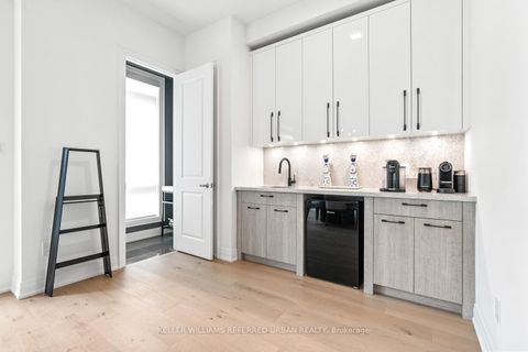 Photo 12 at 37 Globemaster Lane, Oak Ridges, Richmond Hill