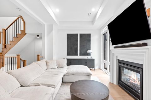 Photo 15 at 37 Globemaster Lane, Oak Ridges, Richmond Hill