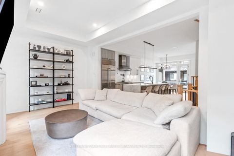 Photo 16 at 37 Globemaster Lane, Oak Ridges, Richmond Hill