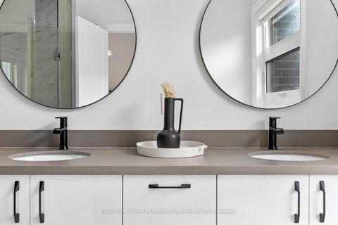 Photo 25 at 37 Globemaster Lane, Oak Ridges, Richmond Hill